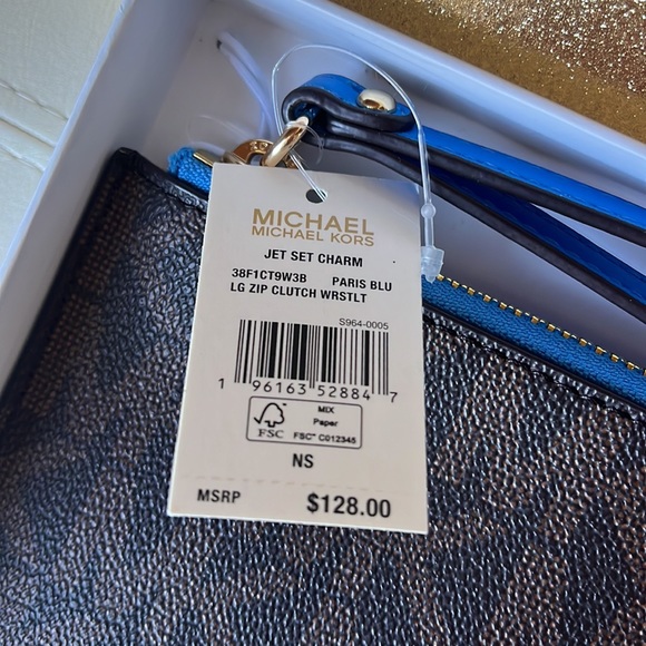 Mk wristlet - Picture 3 of 9